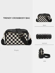 Vues multiples du sac bandoulière à damier avec sangle réglable et finitions dorées