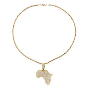 Collier hip hop pour hommes avec pendentif carte d'Afrique serti et chaîne torsadée