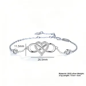 Detail of 925 sterling silver infinity heart bracelet with zircon pavé and dimensions