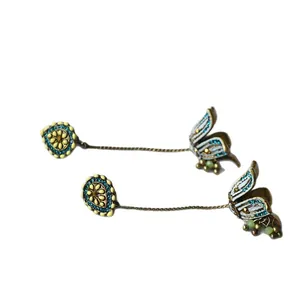 Vintage bohemian flower tassel earrings with turquoise stones and bronze finish