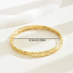 Eleganti bracciali multistrato placcati in oro 18K con sfaccettature e diametro 6,5 cm