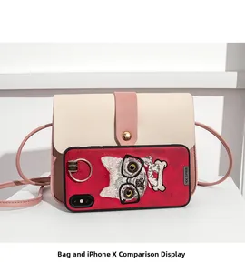 Detaillierter Größenvergleich der Mini-Umhängetasche mit iPhone X in Beige und Rosa