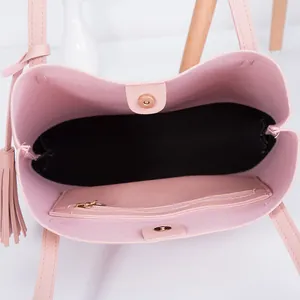 Rosa Shopper aus Kunstleder mit großem Fassungsvermögen und praktischer Innentasche