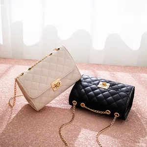 Borsa a Spalla Trapuntata da Donna con Catena in Pelle PU Elegante Piccola Quadrata a Tracolla con Chiusura in Metallo Oro Moda
