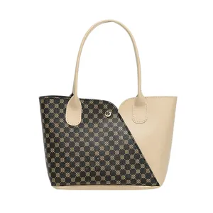 Mini borsa da donna con motivo a cerchi in beige e pelle marrone scuro