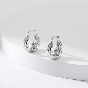 Élégantes boucles d'oreilles goutte multicouches en argent pour femmes au style épuré