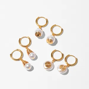 Boucles d'oreilles vintage en laiton plaqué or 18K avec perles enroulées