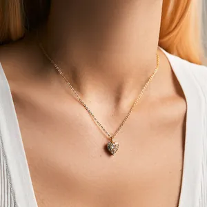 18K gold plated brass necklace with a heart pendant encrusted in cubic zirconia