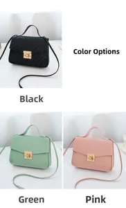 Tres bolsos de hombro tejidos en negro, verde y rosa con cierre de metal dorado