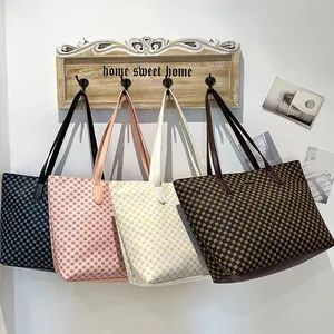 Women Large Capacity Tote Bag PVC Geometric Print Shoulder Bag With Metal Plate Fashion Handbag Shopping Mommy Bag