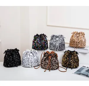 Détails des sacs seaux à paillettes en plusieurs couleurs avec fermeture à cordon