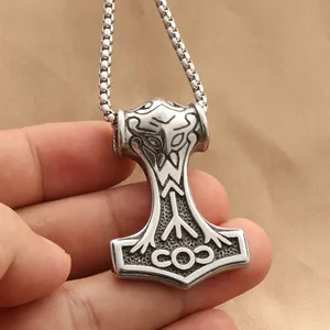 Retro Thorhammer-Anhänger aus Edelstahl mit nordischen Runengravuren und Kette