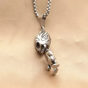 Collar con colgante de pequeño demonio punk gótico en acero inoxidable plateado