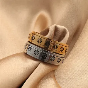 Vintage Titanium Steel Daisy Spinner Ring For Men Women Punk Stainless Steel Rotating Flower Stress Relief Band Jewelry