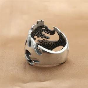 Retro-Punk-Edelstahlring mit hohlem Tyrannosaurus-Design für Herren im Vintage-Stil