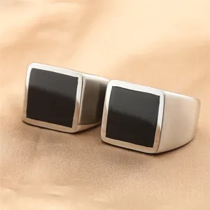 Anello Sigillo da Uomo Vintage Punk Acciaio Inossidabile Smalto Nero Geometrico Quadrato Tondo Lucido Spazzolato Industriale Gioielli