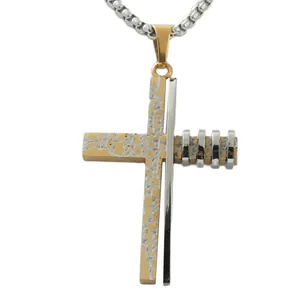 Pendentif croix punk bicolore en acier inoxydable or et argent avec chaîne industrielle