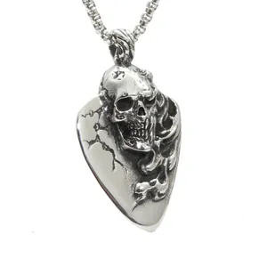Gothic Punk Skull Guitar Pick Pendant Necklace For Men Women Stainless Steel Rock Jewelry Vintage Distressed Necklace