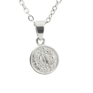 Vintage Titanium Steel Round Pendant Necklace With Plant Relief Floral Design Gold Silver Metallic Charm Gift For Men Women
