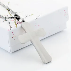 Zilveren kruis hanger ketting met box ketting en bloemen geschenkdoos voor uniseks