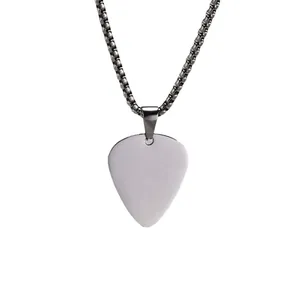 Collana con plettro per chitarra minimalista con ciondolo in acciaio inox per uomini