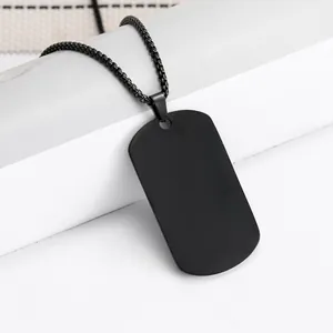 Collana con ciondolo a piastrina militare in acciaio inossidabile nero per uomini