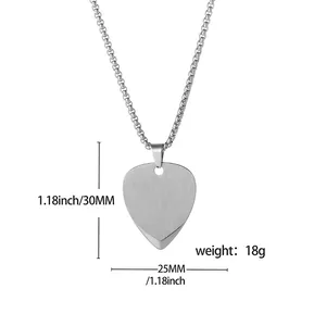 Collana con plettro per chitarra in acciaio lucido con catena a perle, altezza 30 mm
