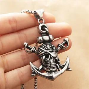 Punk Edelstahl-Piratenanker-Anhänger mit Totenkopf und Schwertern in der Hand