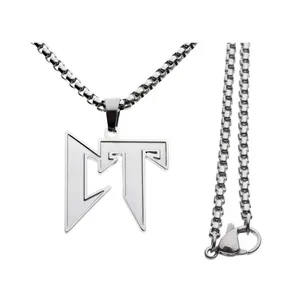 Mode zilveren roestvrijstalen ketting met geometrische hanger en een stevige boxketting