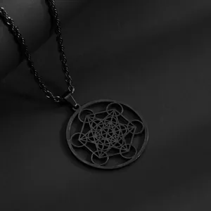Collier noir en acier inoxydable avec pendentif Cube de Métatron et chaîne torsadée