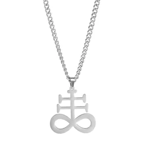 Collier croix de Léviathan gothique en acier inoxydable mat avec chaîne gourmette