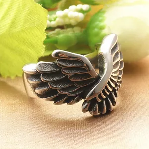 Vintage Stainless Steel Eagle Wing Ring For Men Punk Gothic Feather Band Ring Retro Biker Jewelry Gift For Him Accessory