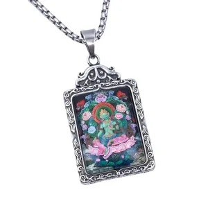 Colgante retro de acero con arte Thangka de Tara Verde colorida y cadena de eslabones
