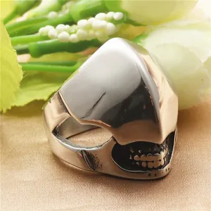 Anello Maschera Mostro in Acciaio Inossidabile 316 Vintage Gotico Punk Scheletro Bio-Meccanico Gioielli da Dito Argento Retrò per Uomo