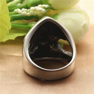 Anello scudo maschera guerriero lucido per uomo in acciaio inossidabile stile punk