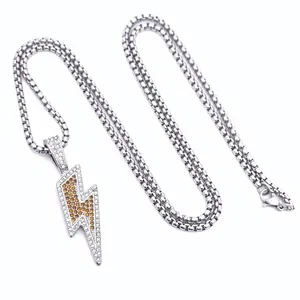 Collar con colgante de rayo punk retro con gemas naranjas y circonitas blancas