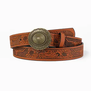 Brauner geprägter Ledergürtel im Western-Stil mit Longhorn-Motiv und Metall-Schnalle