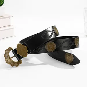 Bohemian western cowboy belt in black PU leather with vintage embossed bronze buckle