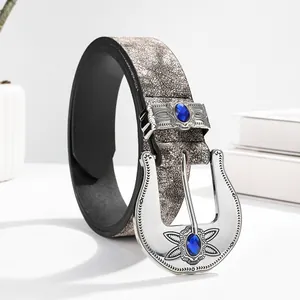 Cintura stile vintage americano con fibbia floreale argentata e gemma blu decorata