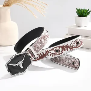 Ceinture cowboy vintage en cuir blanc gaufré avec boucle à tête de taureau argent