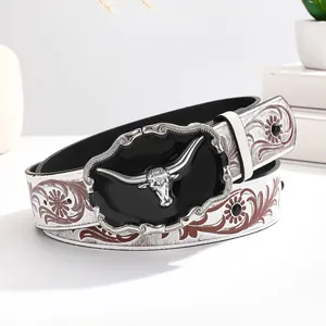 Ceinture de cowboy en cuir blanc gaufré avec boucle métallique à tête de taureau argentée
