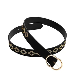 Cintura da donna in pelle nera con fibbia dorata e ricamo a rombi in stile vintage