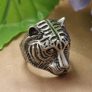 Bague tête de tigre vintage en acier inoxydable avec gravure détaillée en argent rétro