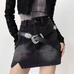 Vintage Western Style Black PU Leather Wide Belt For Women Punk Y2K Carved Metal Buckle Conchos Decorative Waistband For Skirts
