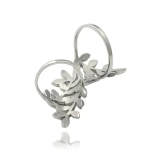 Anelli vintage a foglia in acciaio inossidabile con finitura argento e design naturale
