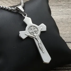 Collar De Colgante De Cruz De Crucifijo De Jesús De Acero Inoxidable Con Medalla De San Benito Joyas Punk Religiosas Vintage Para Hombres Plata