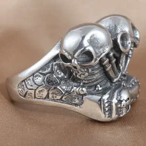 Vintage punk roestvrijstalen schedelring met gedetailleerd biker gothic zilveren ontwerp