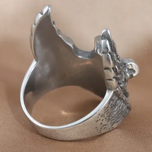 Retro stainless steel eagle ring for men featuring detailed feather textures and vintage finish