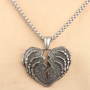 Collana Con Ciondolo Cuore Spezzato in Acciaio Inossidabile Gothic Punk Con Mani Di Scheletro Gioielli Vintage Per Uomo Donna