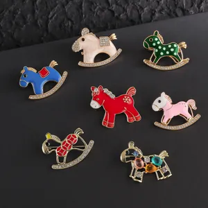 Fashion Zinc Alloy Enamel Horse Brooch Pin Cute Animal Rocking Horse Running Horse Brooches For Women Men Jewelry Decoration